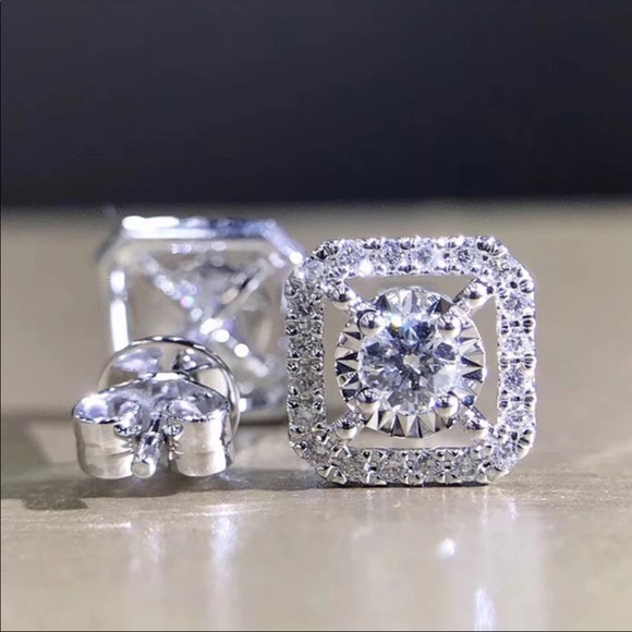 New Women’s Round Gems Diamond Earrings - Picture 5 of 10